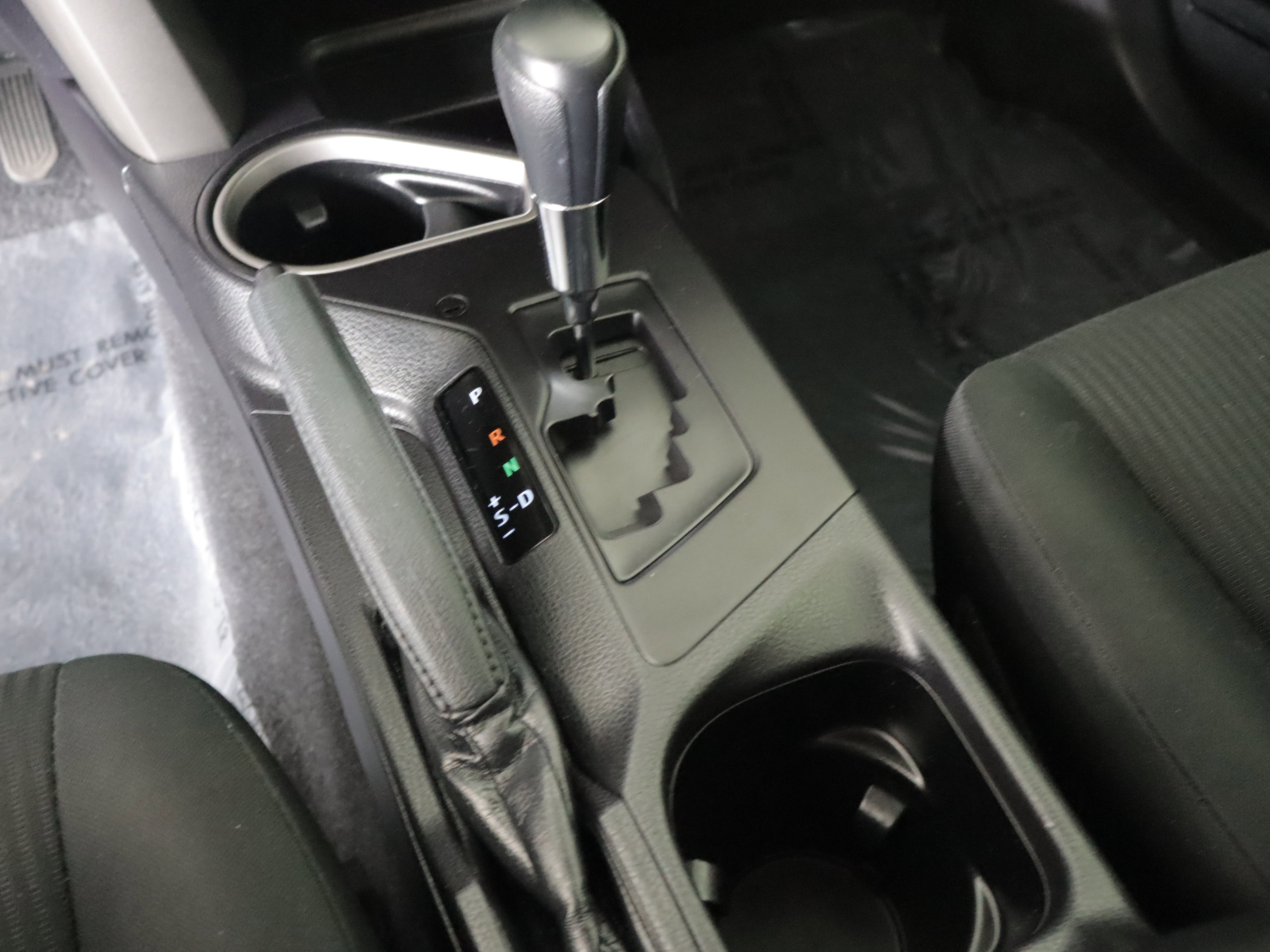 Used 2018 Toyota RAV4 LE w/ All Weather Liner Package AWD/4WD image 14