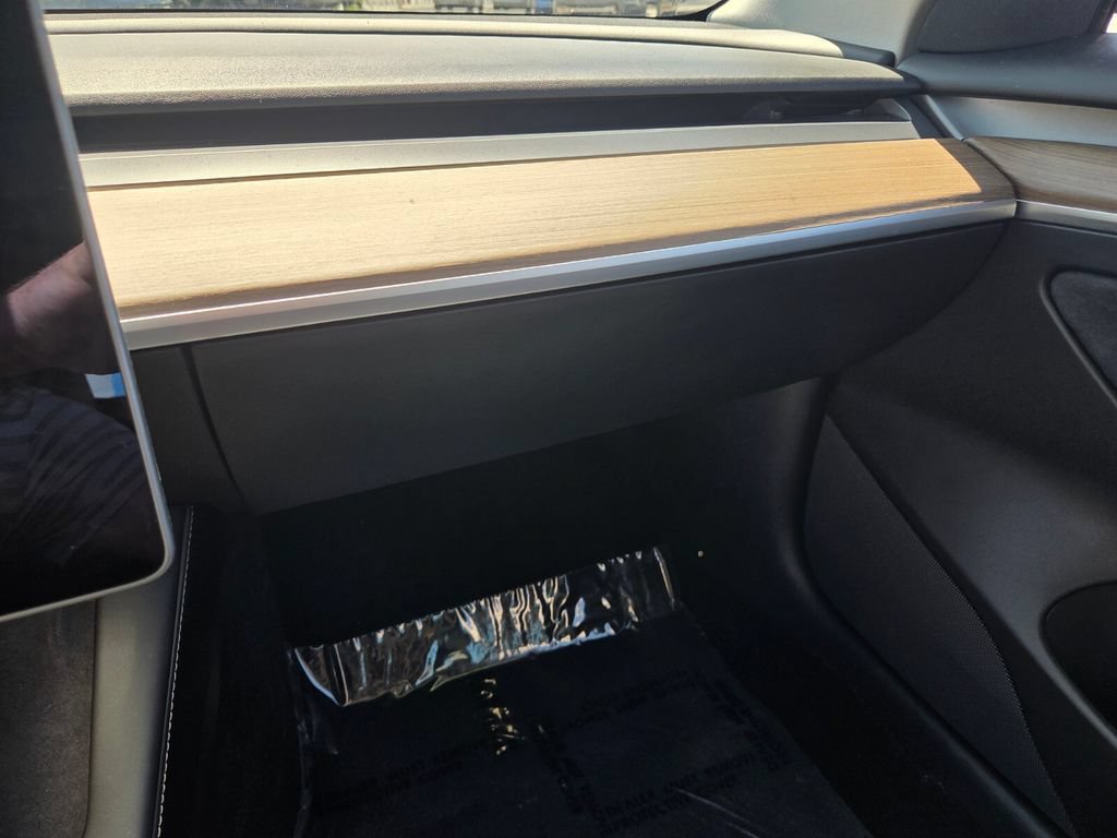 Used 2021 Tesla Model 3 Long Range AWD/4WD image 25