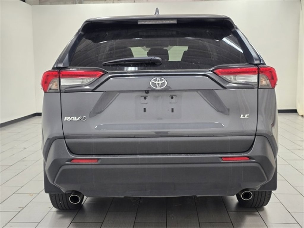 Used 2023 Toyota RAV4 LE image 13
