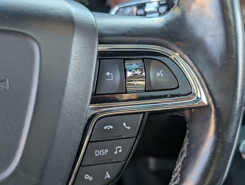 Certified 2023 Lincoln Nautilus Reserve w/ Equipment Group 201A image 24