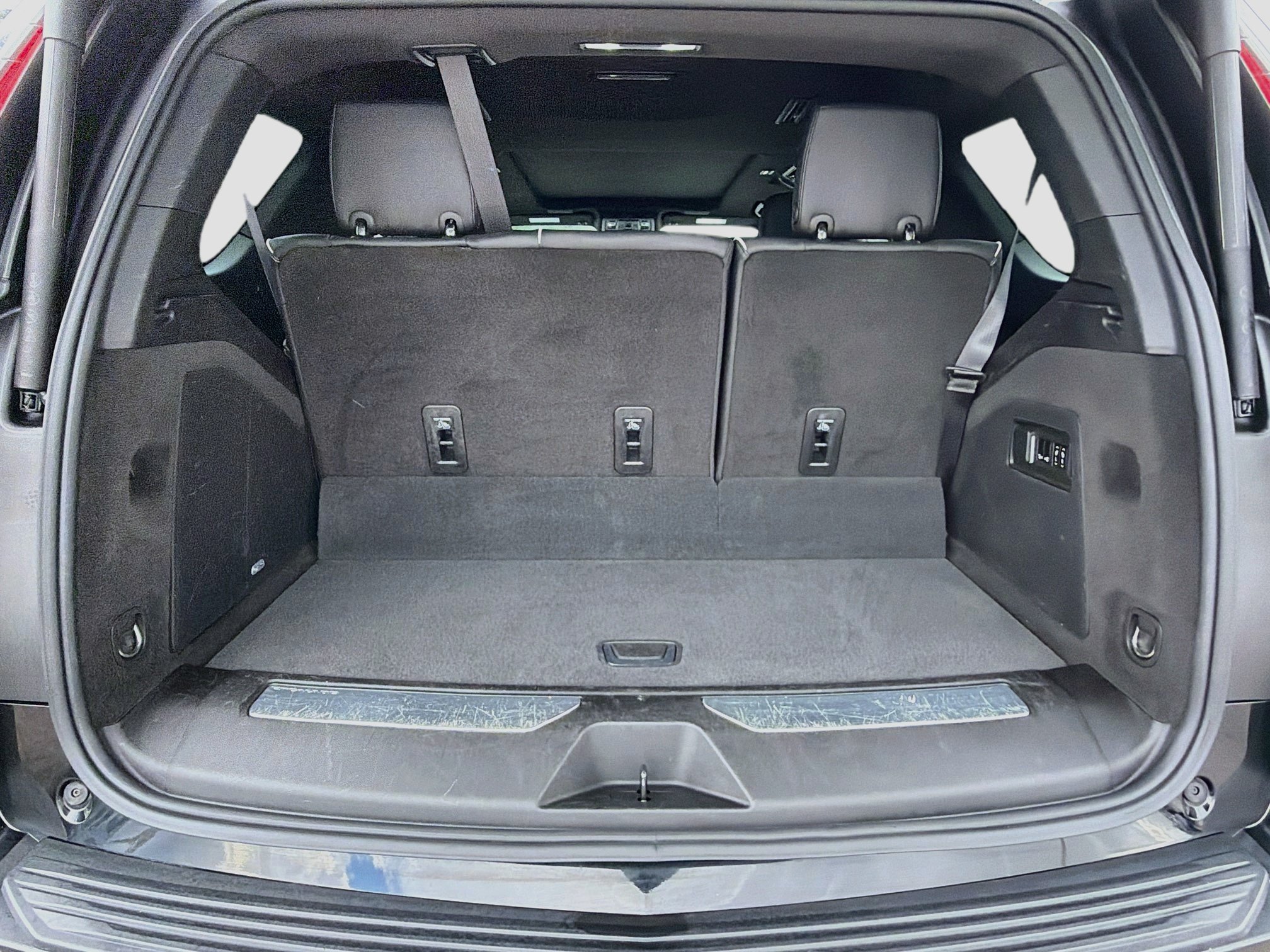 Used 2023 Cadillac Escalade Sport w/ Touring Package RWD image 11