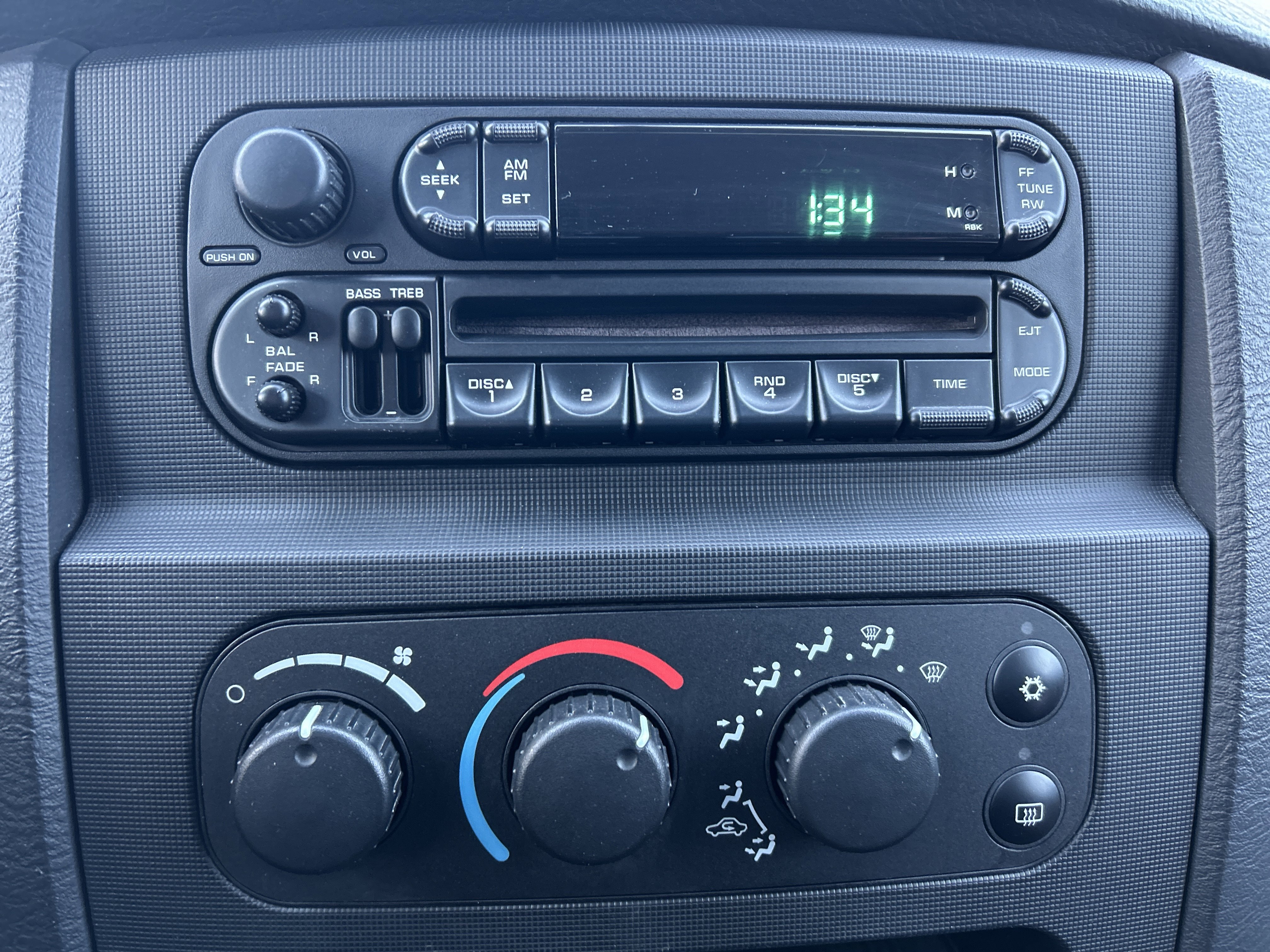 Used 2003 Dodge Ram 2500 Truck ST image 17