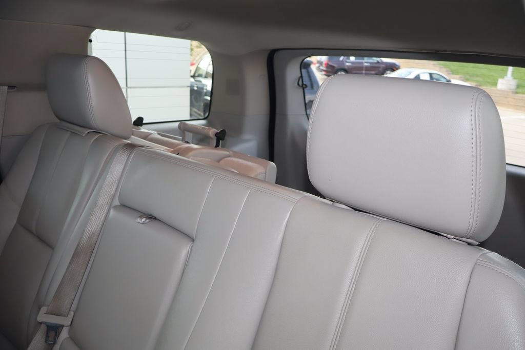 Used 2012 Chevrolet Tahoe 4WD Hybrid image 31