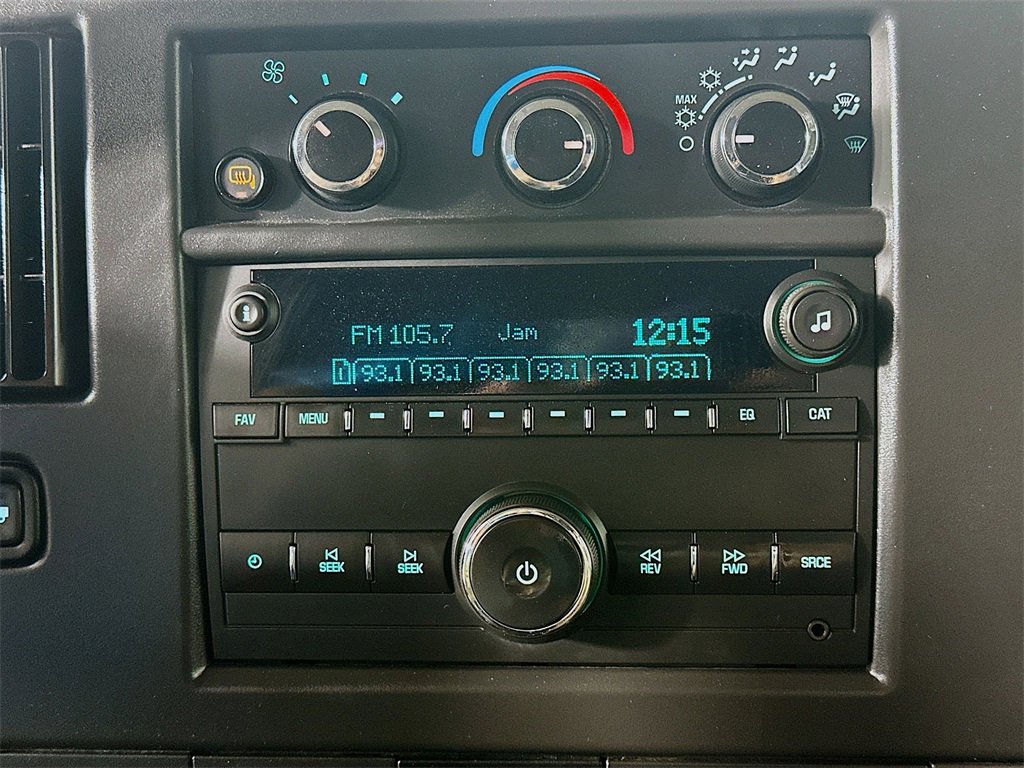 Used 2024 Chevrolet Express 2500 image 17