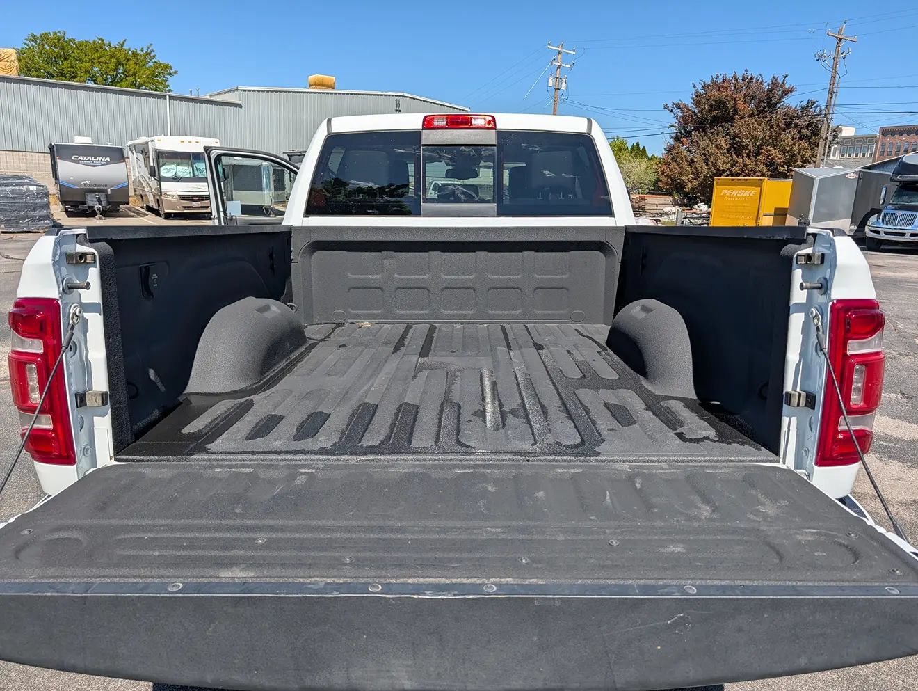 Used 2024 RAM 2500 Laramie AWD/4WD image 24
