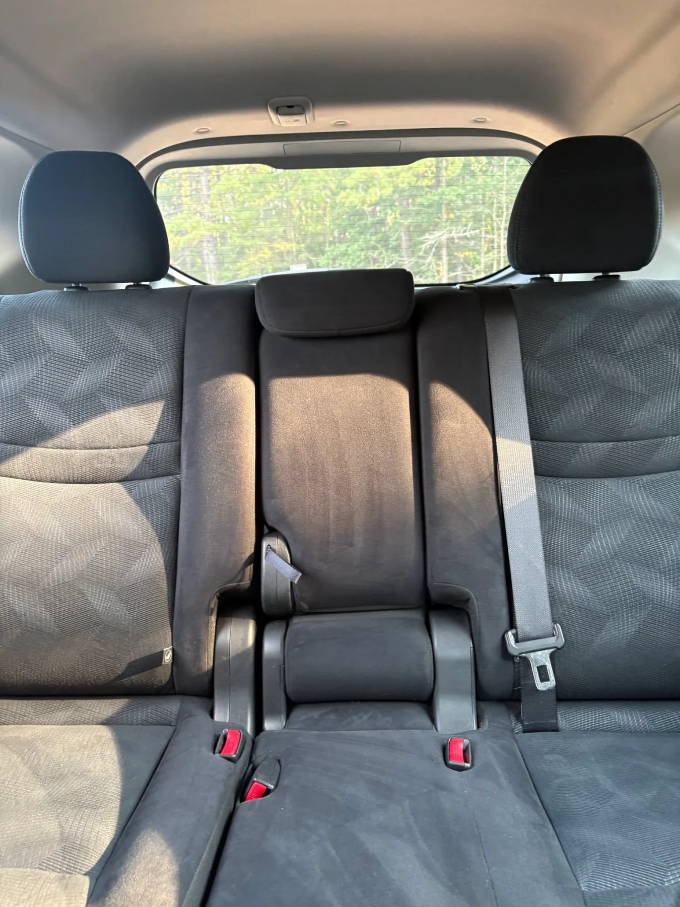 Used 2016 Nissan Rogue S AWD/4WD image 41