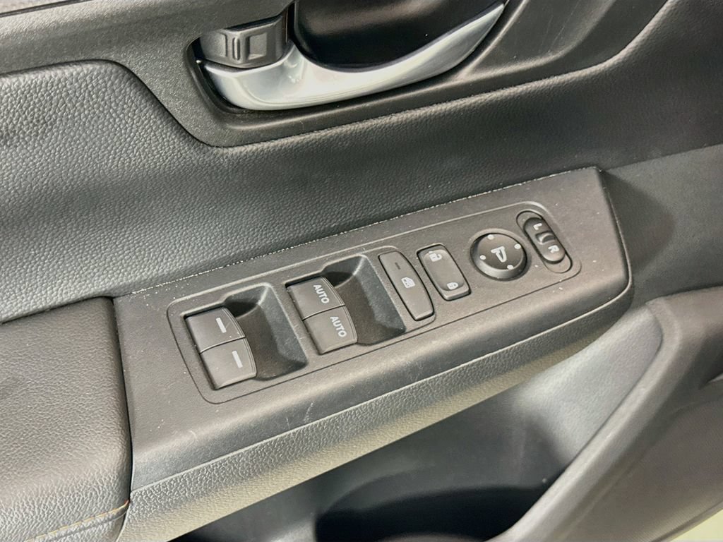 Used 2024 Honda CR-V Sport image 19