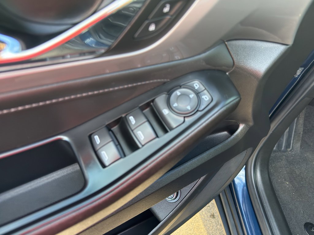 Used 2023 Chevrolet Traverse LT w/ LPO, Floor Liner Package image 13