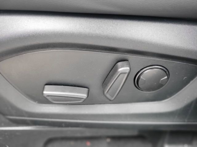 Certified 2022 Ford Explorer XLT w/ Equipment Group 202A image 20