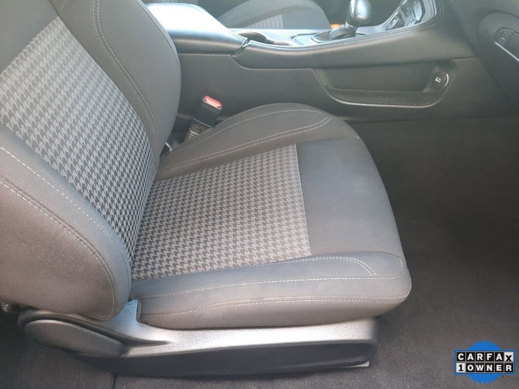 Used 2023 Dodge Challenger SXT image 22