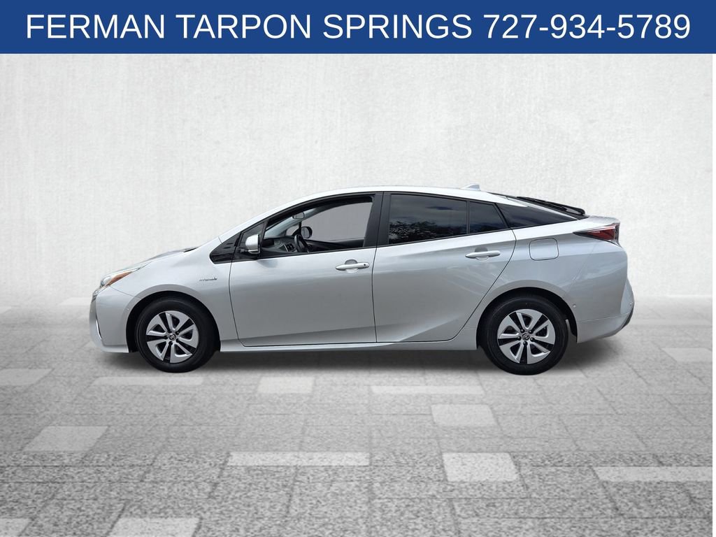 Used 2018 Toyota Prius Four Touring image 4