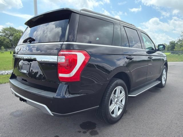 Used 2020 Ford Expedition XLT w/ Equipment Group 202A AWD/4WD image 7