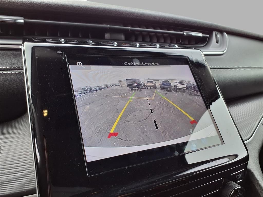 Used 2023 Jeep Grand Cherokee Laredo image 6