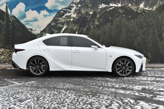 Used 2022 Lexus IS 350 F Sport image 2
