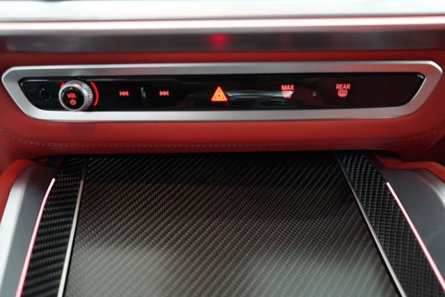 Used 2025 BMW XM image 26