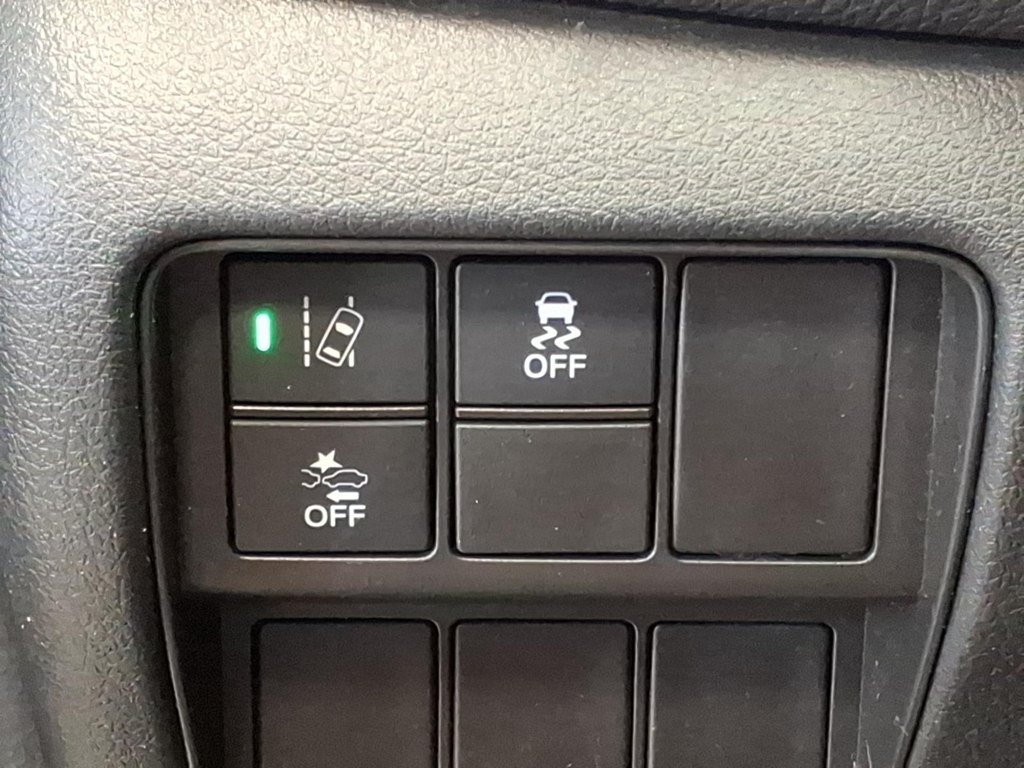 Used 2020 Honda CR-V LX image 10