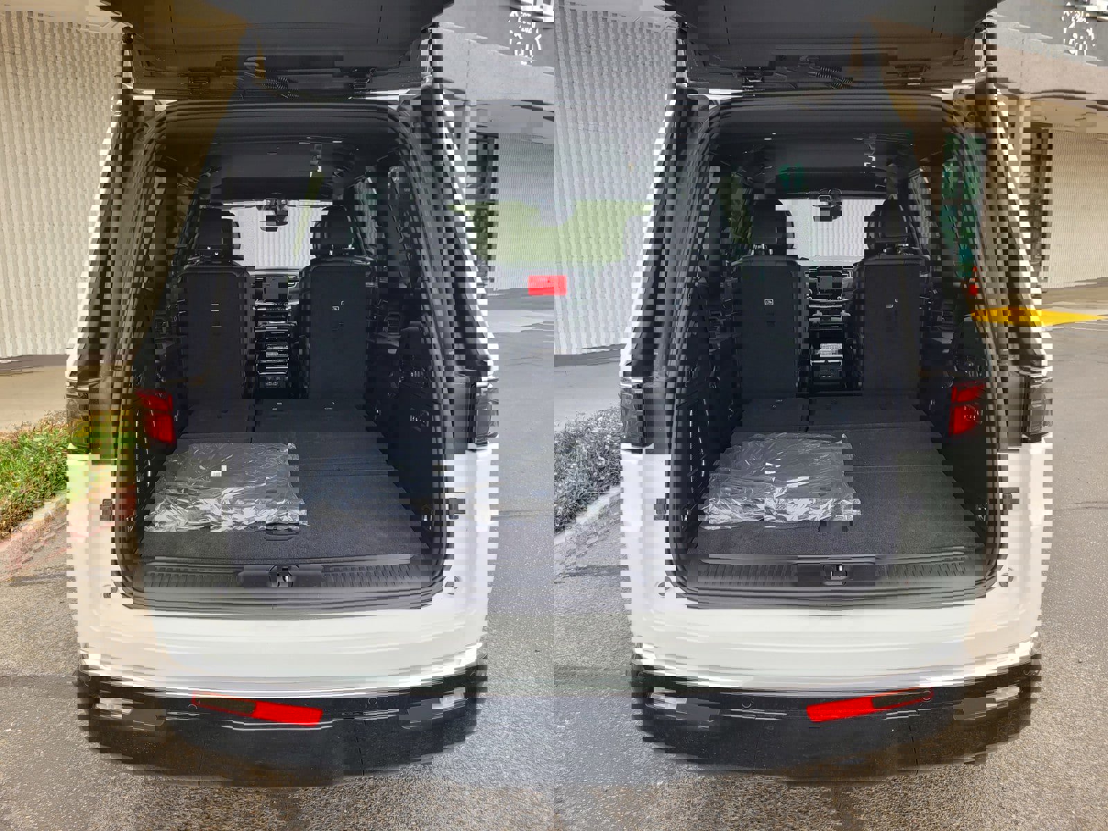 New 2024 Jeep Wagoneer Series III w/ Convenience Group I image 21