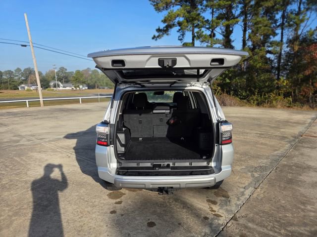 Used 2024 Toyota 4Runner TRD Off-Road image 5