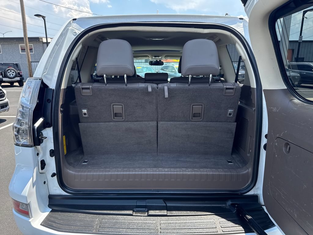 Used 2019 Lexus GX 460 AWD/4WD image 25
