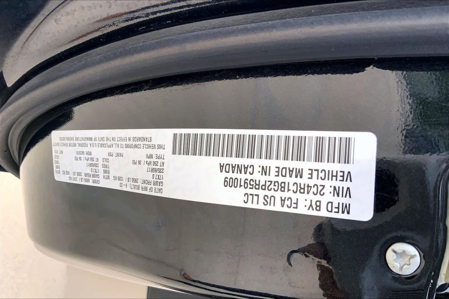 Used 2023 Chrysler Pacifica Touring-L FWD image 33