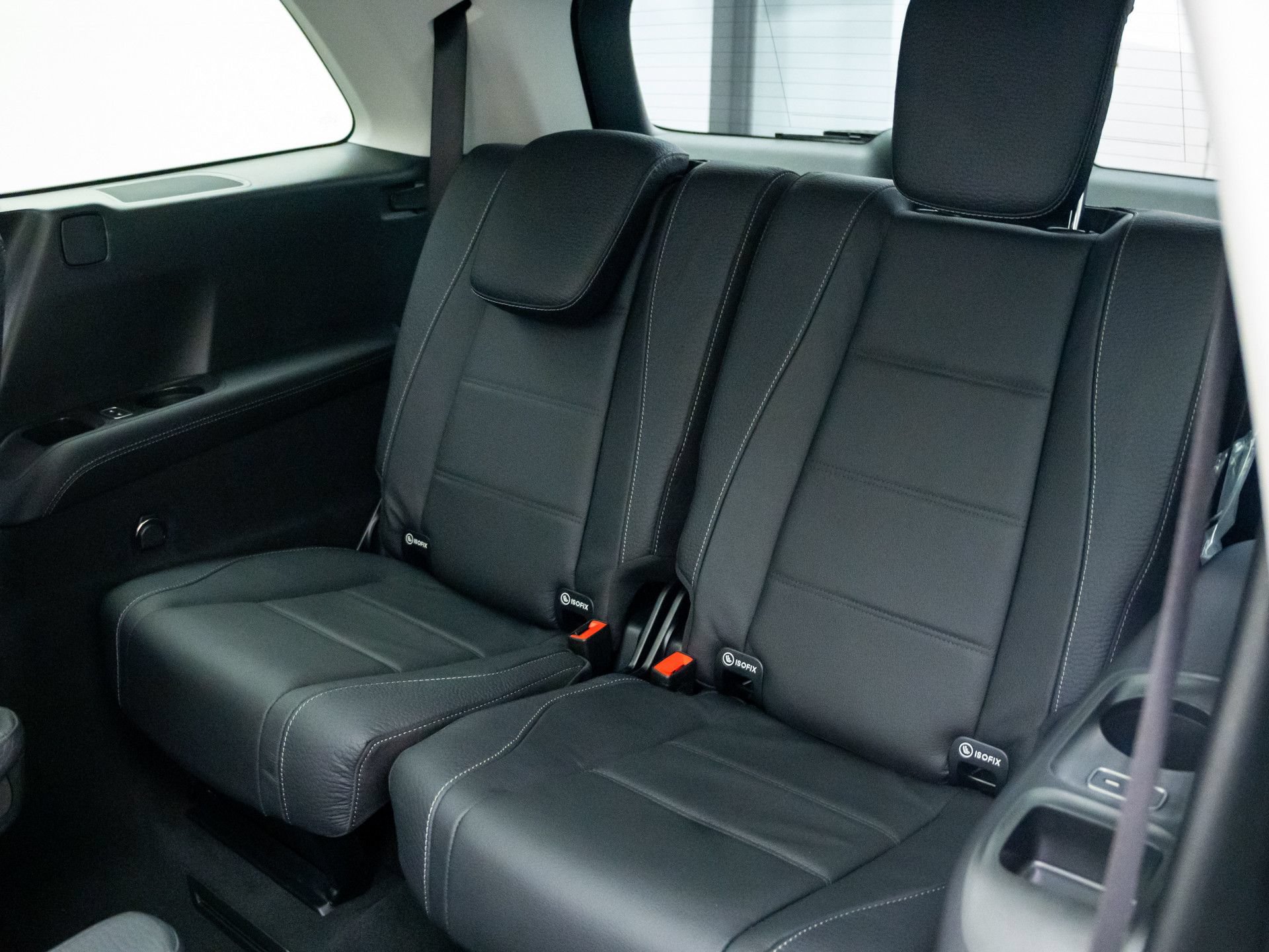 New 2026 Mercedes-Benz GLS 450 4MATIC image 19