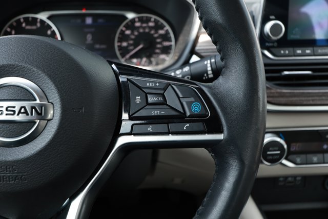 Used 2019 Nissan Altima 2.5 Platinum AWD/4WD image 14