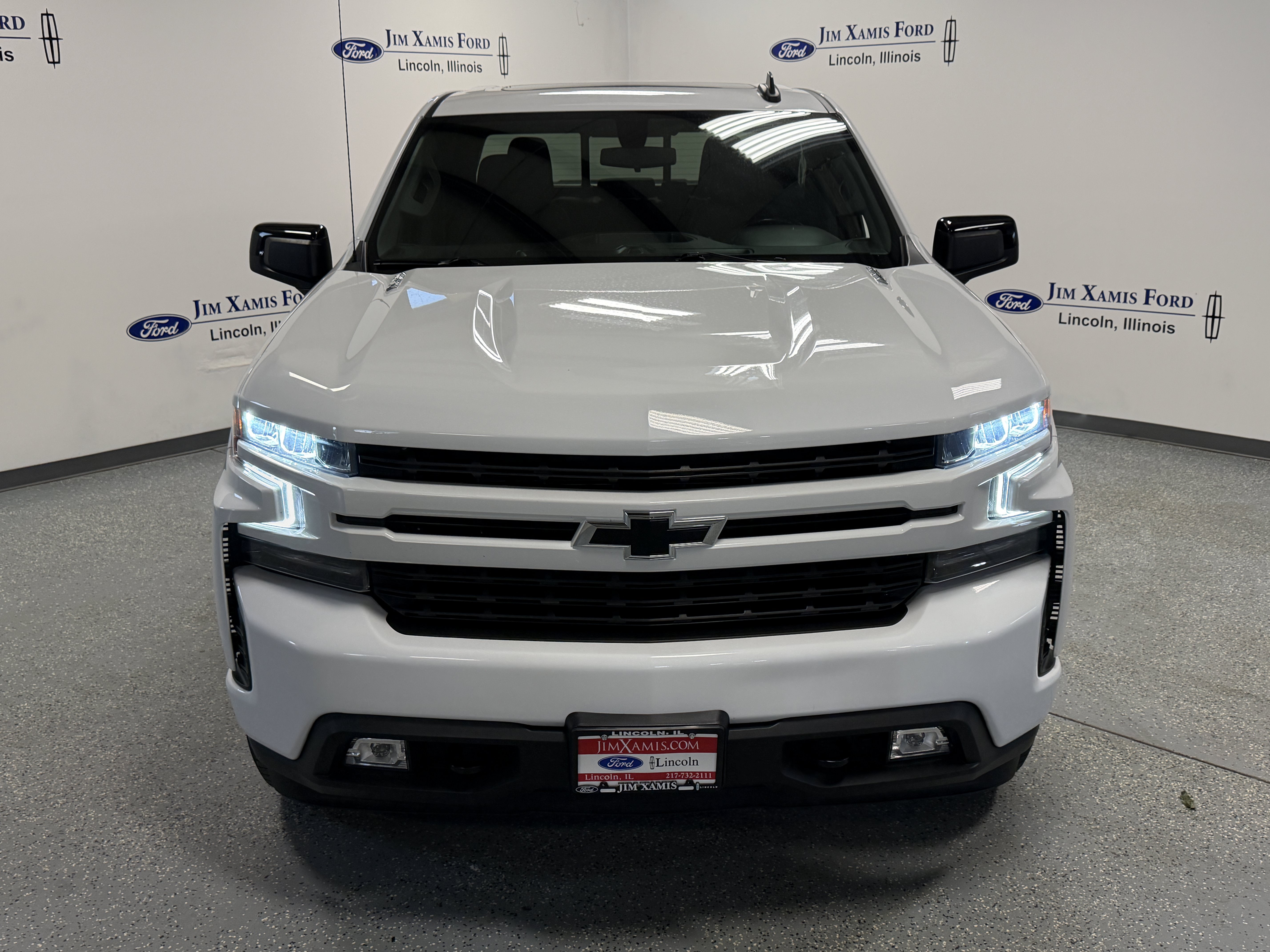 Used 2021 Chevrolet Silverado 1500 RST w/ Convenience Package II AWD/4WD image 2