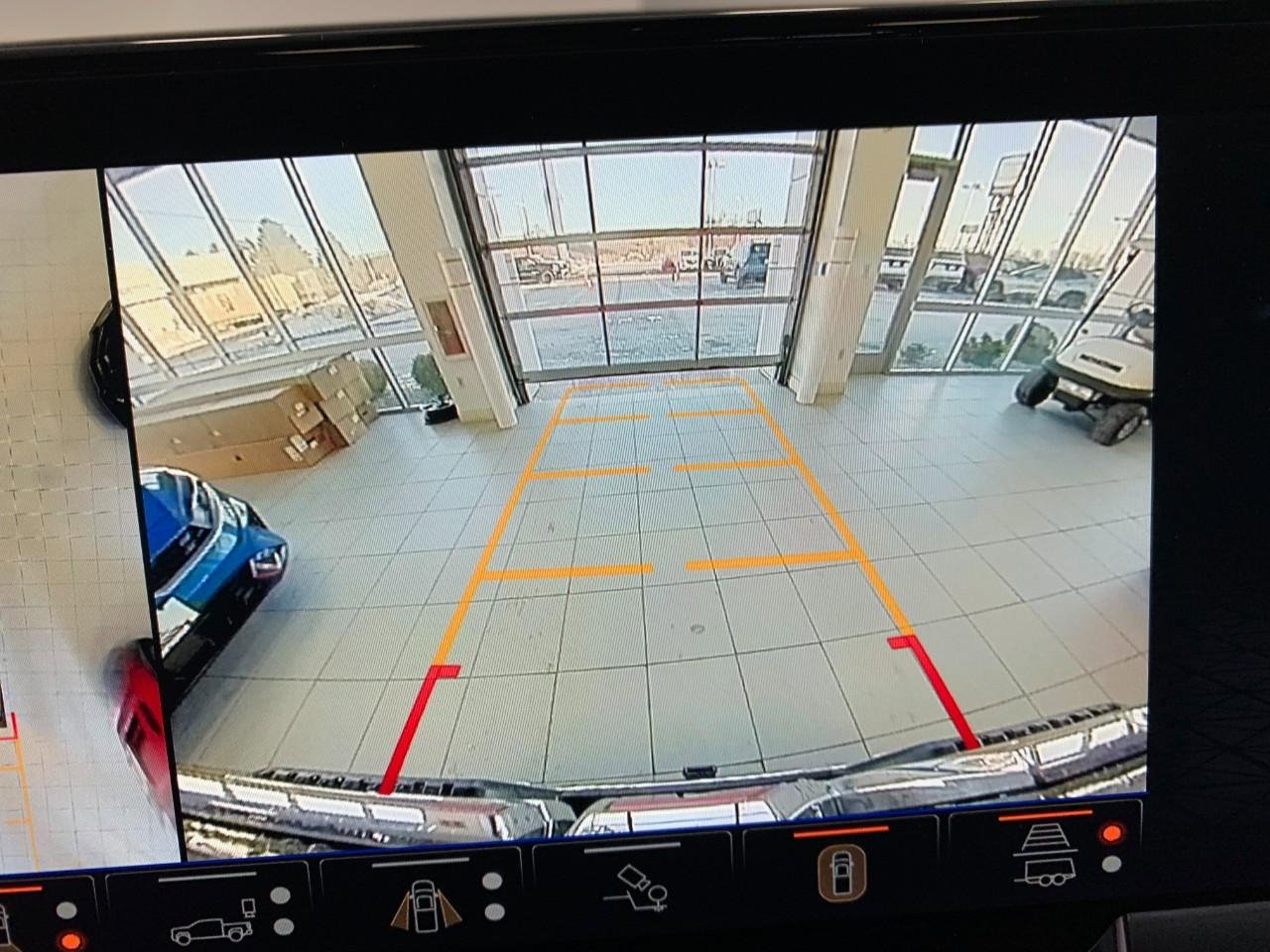 Used 2025 GMC Sierra 1500 SLT w/ SLT Convenience Package image 13