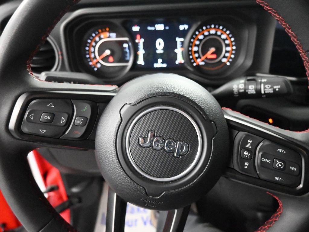 Used 2024 Jeep Wrangler Unlimited Rubicon image 38