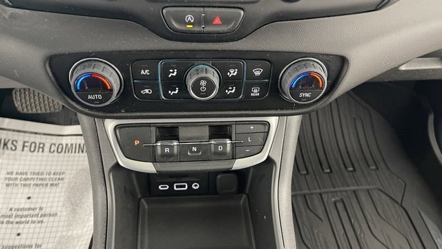 Used 2024 GMC Terrain SLE w/ Driver Convenience Package image 41