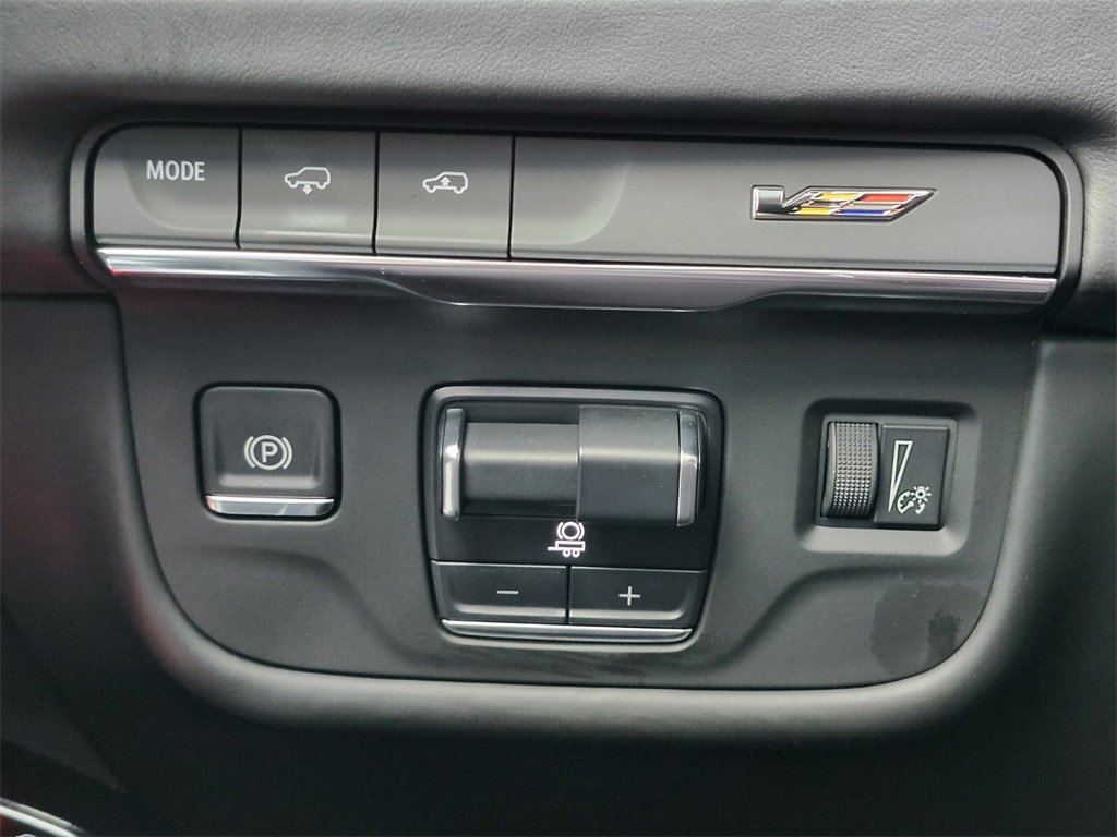 Used 2025 Cadillac Escalade V image 24