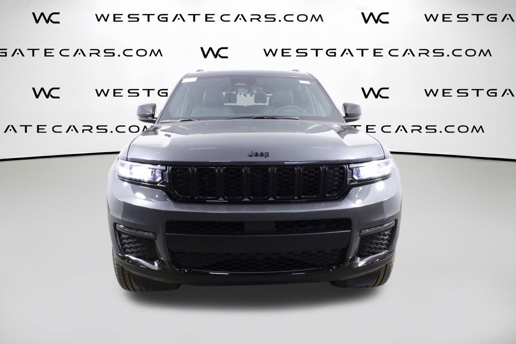 New 2025 Jeep Grand Cherokee L Limited w/ Black Appearance Package image 4