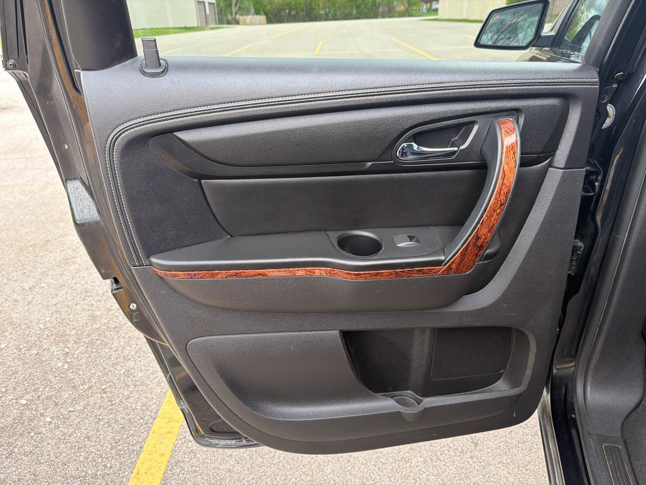 Used 2013 Chevrolet Traverse LTZ AWD/4WD image 32