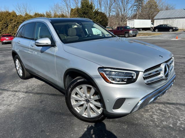 Used 2020 Mercedes-Benz GLC 300 image 1