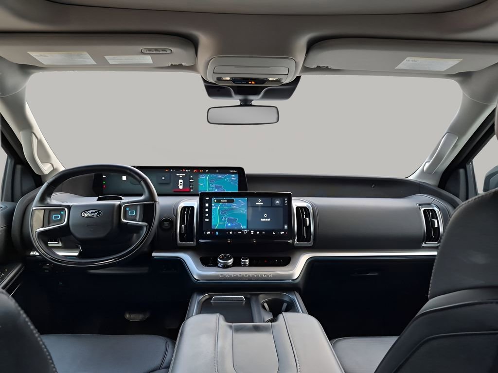 Used 2025 Ford Expedition Platinum image 23