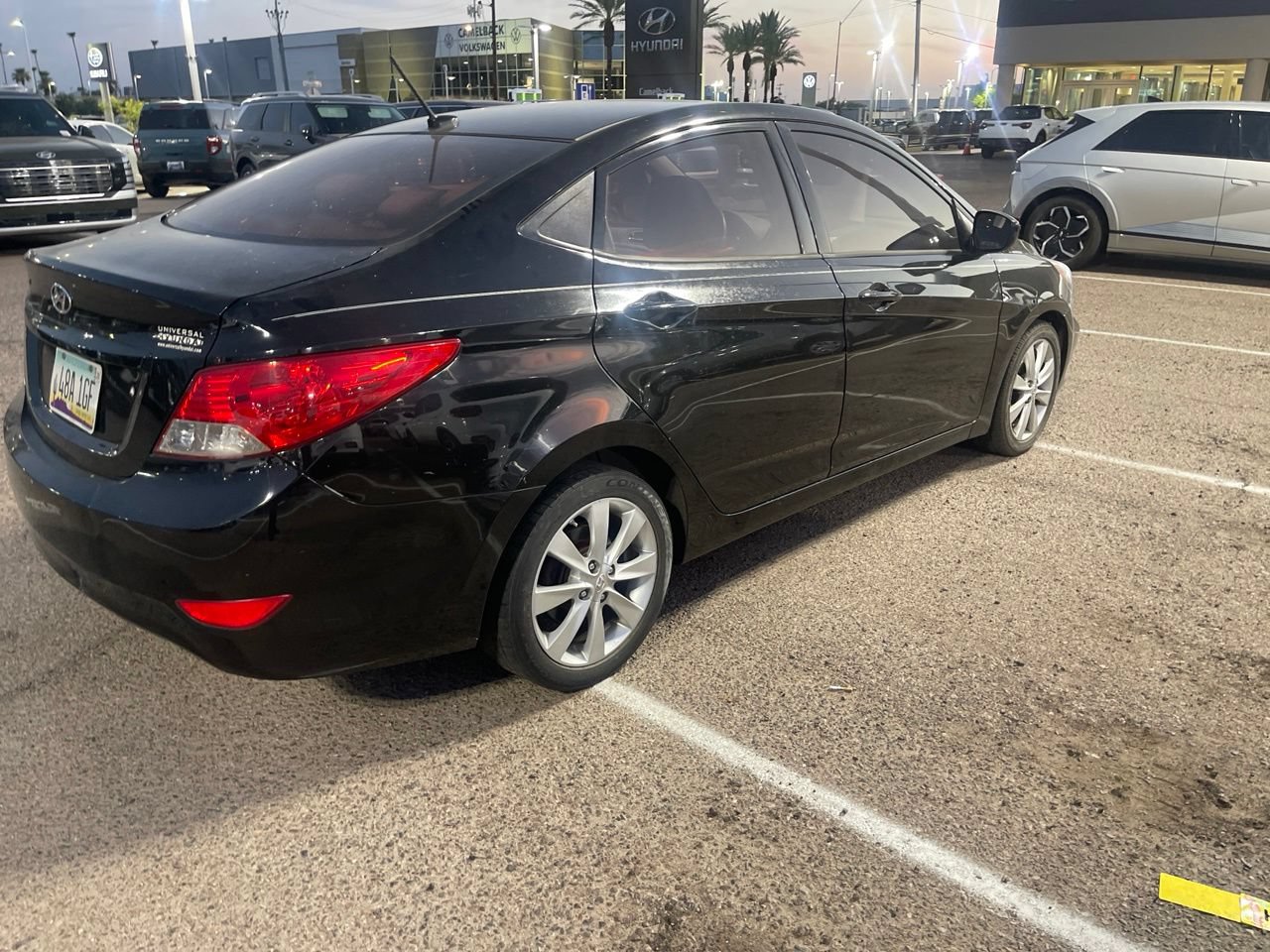 Used 2012 Hyundai Accent GLS w/ Premium Pkg 3 FWD image 6