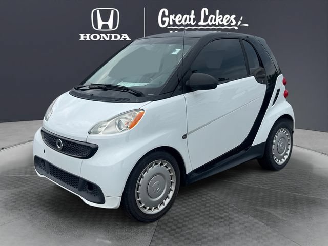 Used 2015 smart fortwo pure RWD image 1