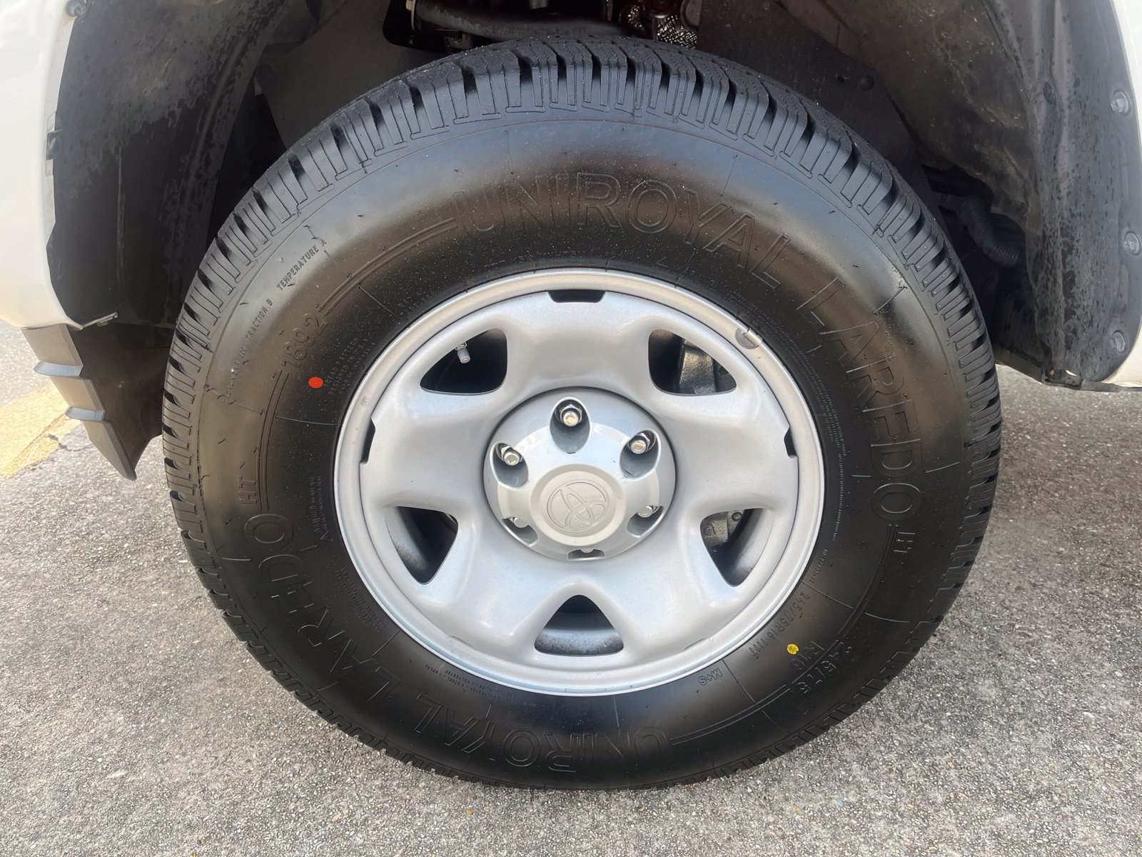 Used 2023 Toyota Tacoma SR AWD/4WD image 7