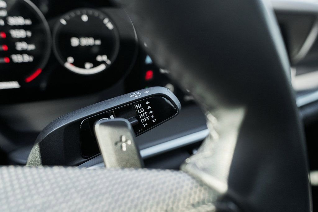 Used 2024 Porsche 911 Turbo image 47