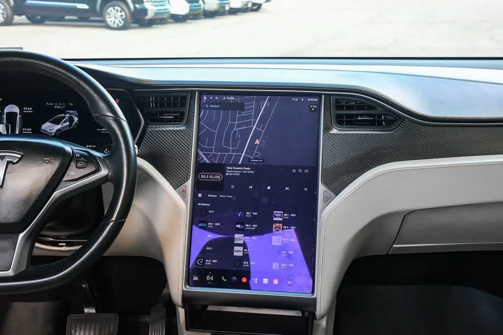 Used 2018 Tesla Model X 75D AWD/4WD image 12