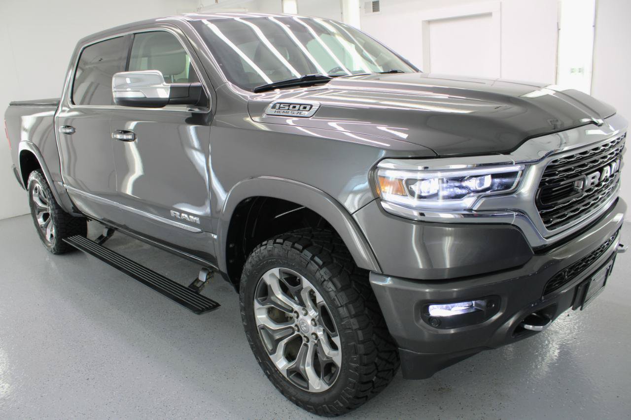 Used 2019 RAM 1500 Limited w/ Advanced Safety Group AWD/4WD image 11