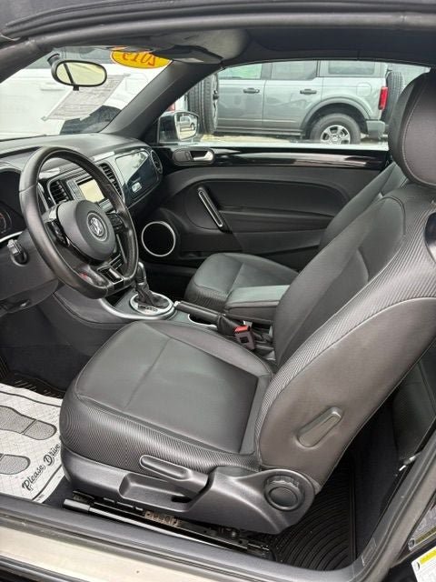 Used 2019 Volkswagen Beetle 2.0T S FWD image 7