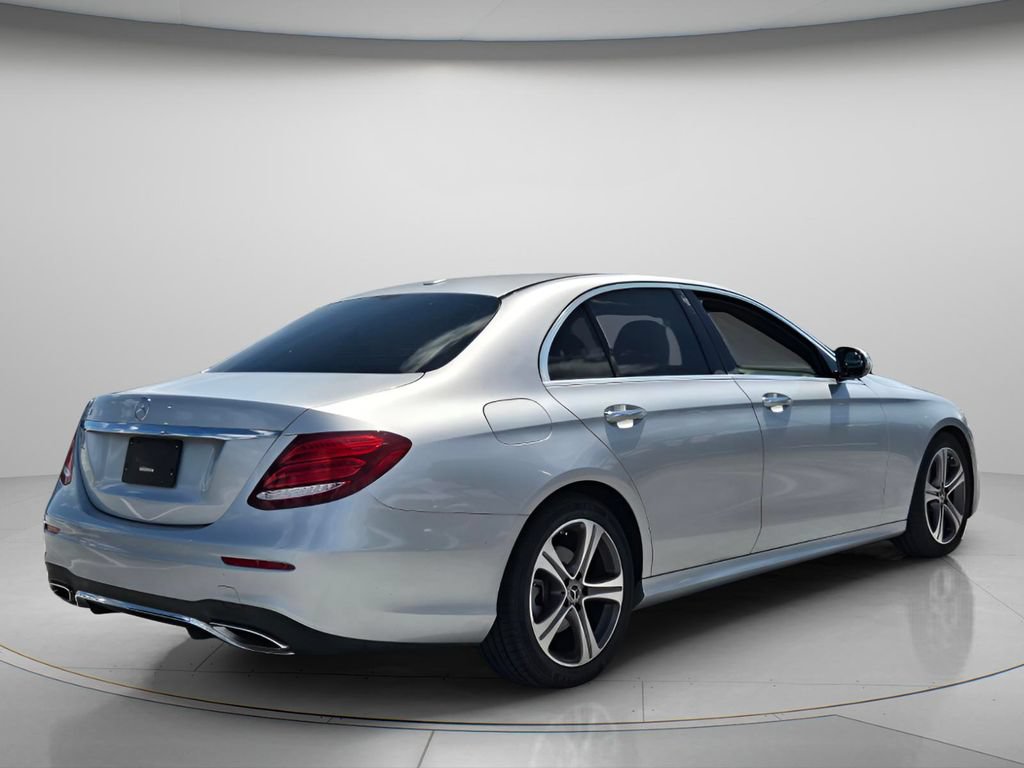 Used 2020 Mercedes-Benz E 350 Sedan image 7