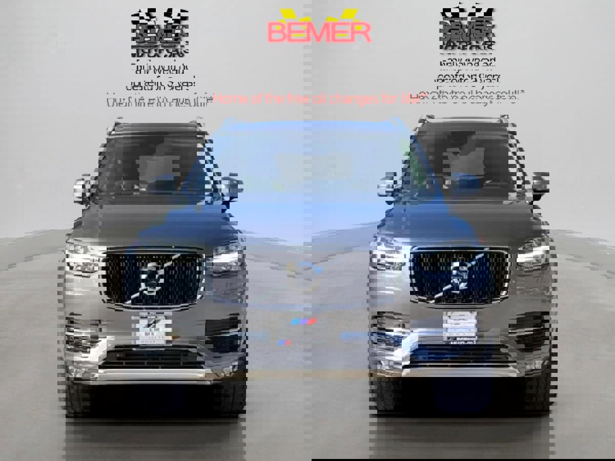 Used 2018 Volvo XC90 T6 Momentum w/ Convenience Package image 8