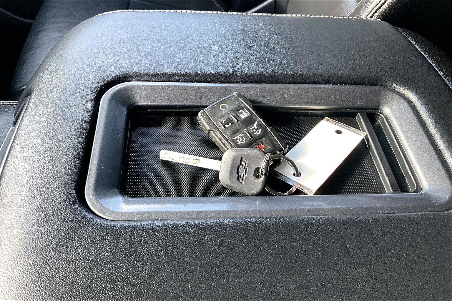 Used 2018 Chevrolet Tahoe LT AWD/4WD image 12