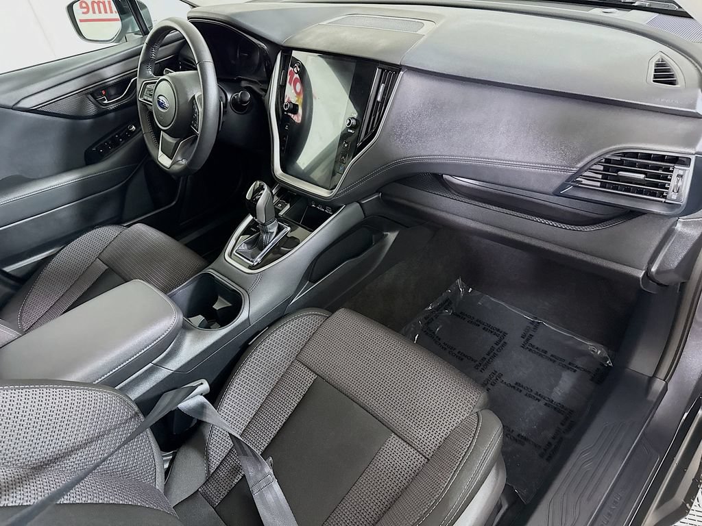 Certified 2025 Subaru Outback Premium w/ Popular Package #1 AWD/4WD image 33