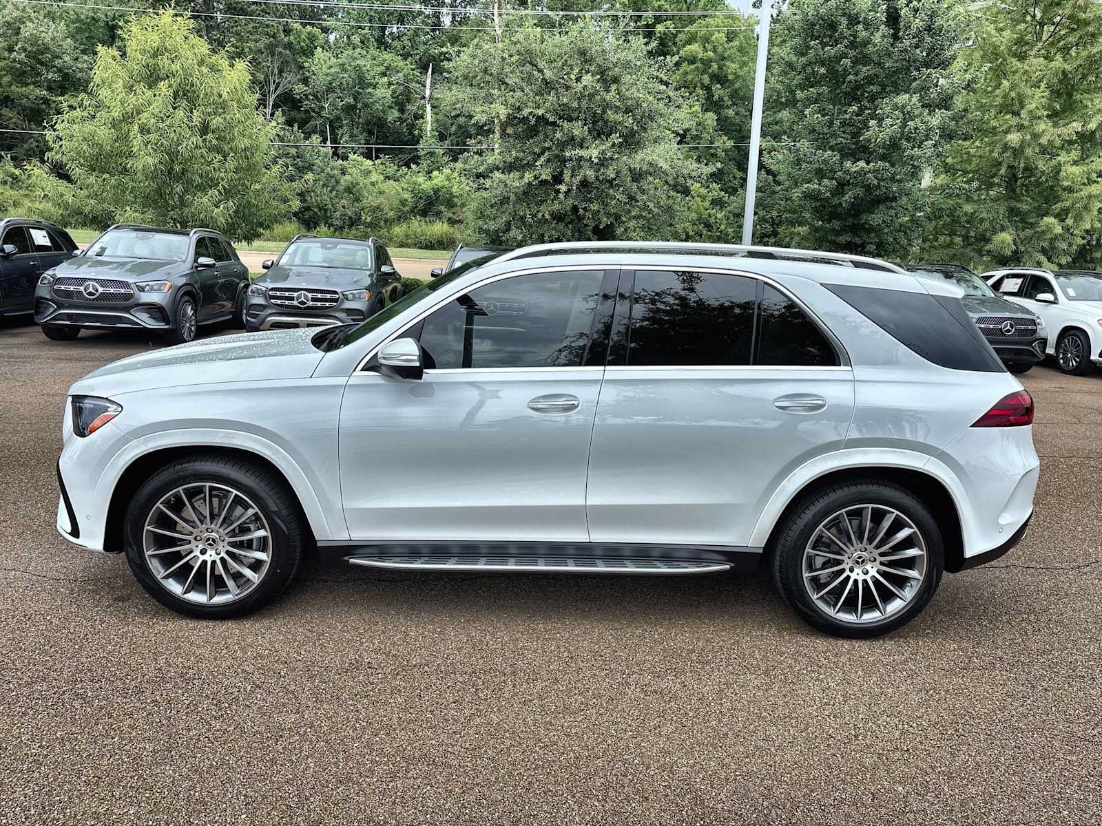 New 2026 Mercedes-Benz GLE 350 4MATIC image 5