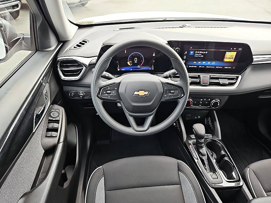 New 2026 Chevrolet TrailBlazer LS FWD image 12