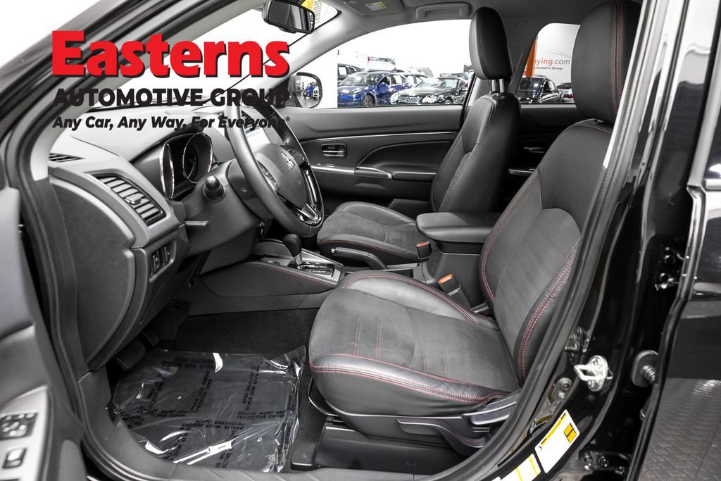 Used 2023 Mitsubishi Outlander Sport SE AWD/4WD image 14