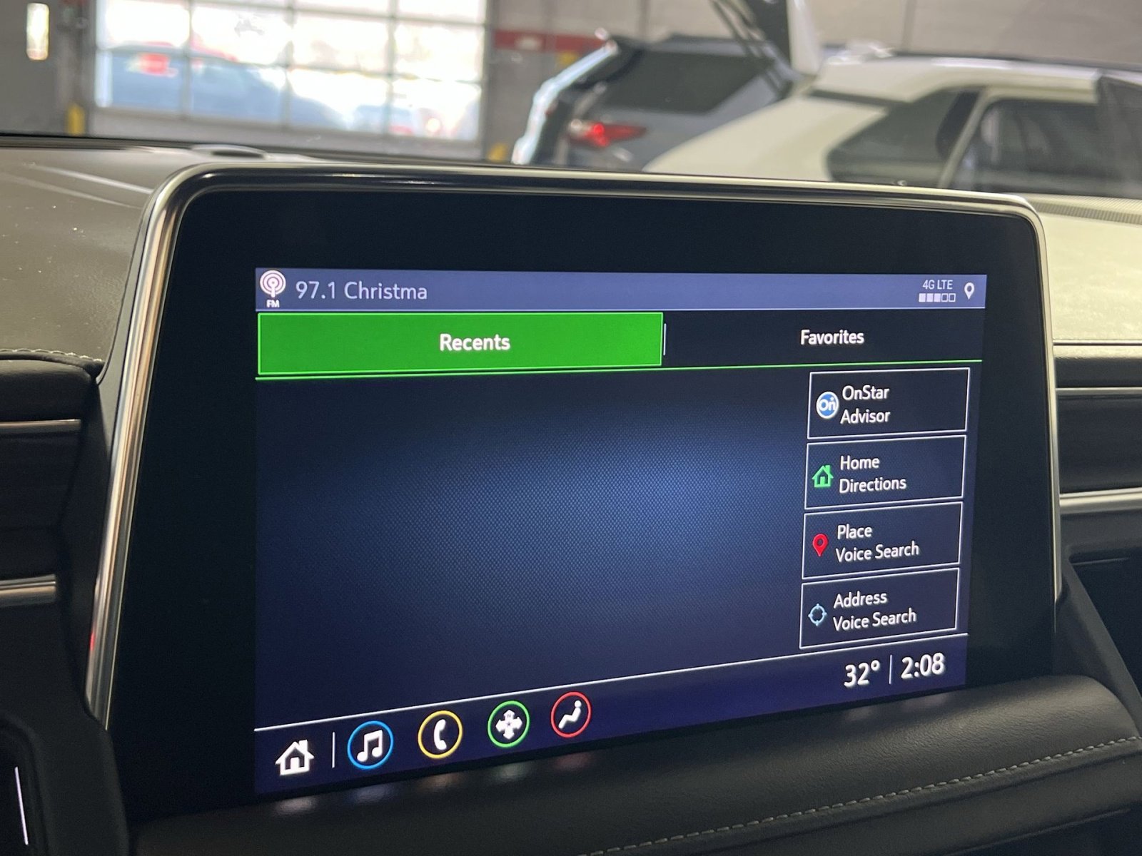 Used 2021 Chevrolet Tahoe Z71 w/ Z71 Off-Road Package image 20